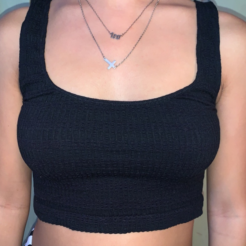 crop top